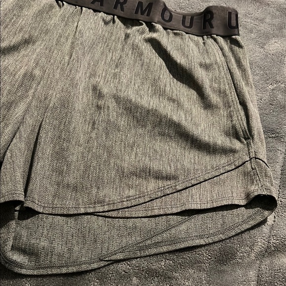 Under Armour Gray Athletic Shorts Lightweight Performance - Picture 3 of 8